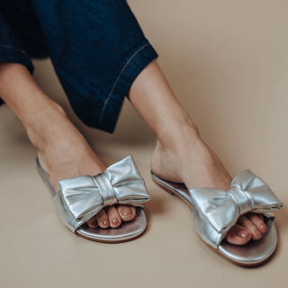 Rafie Bow Slide- Silver