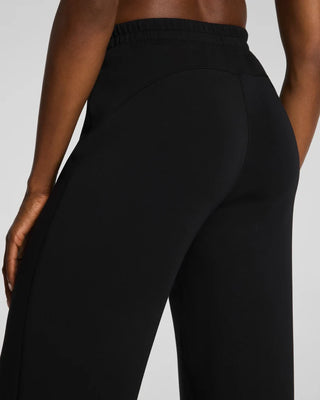 Airessentials Straight Leg Pant