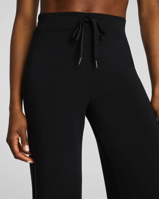 Airessentials Straight Leg Pant