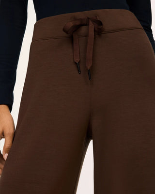 Airessentials Wide Leg Pant- Umber Root