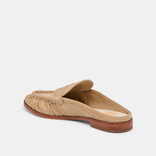 Betzy Mule