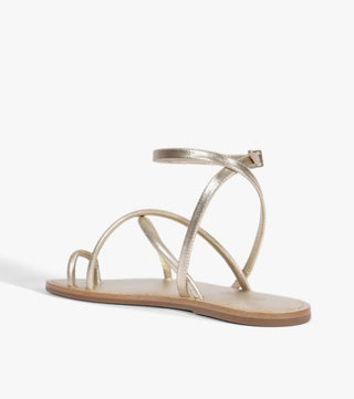 Valeria Sandal